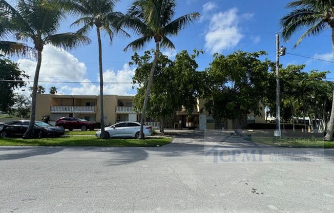 1 bed, 1 bath, 673 sqft, $1,650, Unit 12