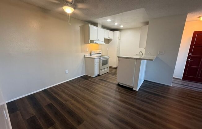 1 bed, 1 bath, 716 sqft, $2,150, Unit J004
