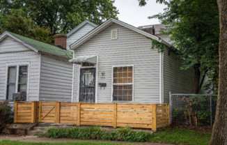 933 VINE ST