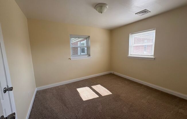 2 beds, 1 bath, $1,150, Unit 2764B