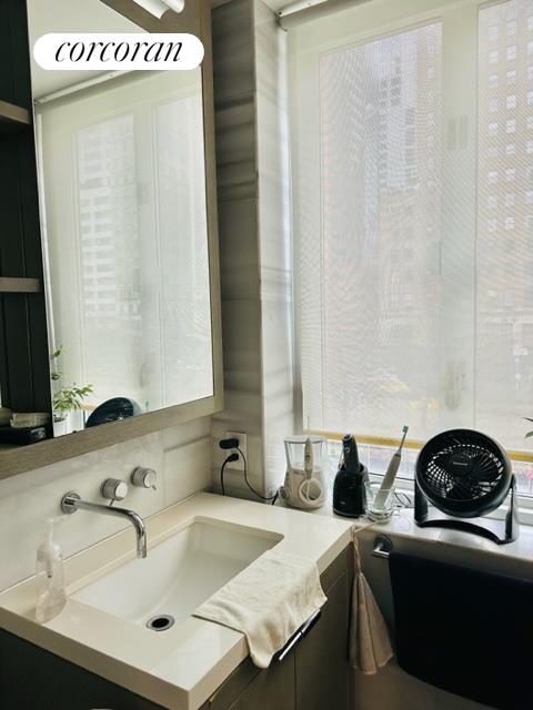 Studio, 1 bath, 613 sqft, $3,950, Unit 3F