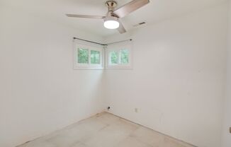 2 beds, 1 bath, $1,350