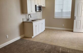 Studio, 1 bath, $1,600