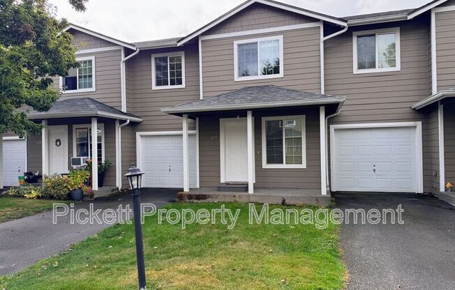 677 NORTHPARK LN
