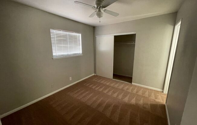 COME SEE THIS LOVELY HOME 3 BEDROOMS AND 2 BATH !