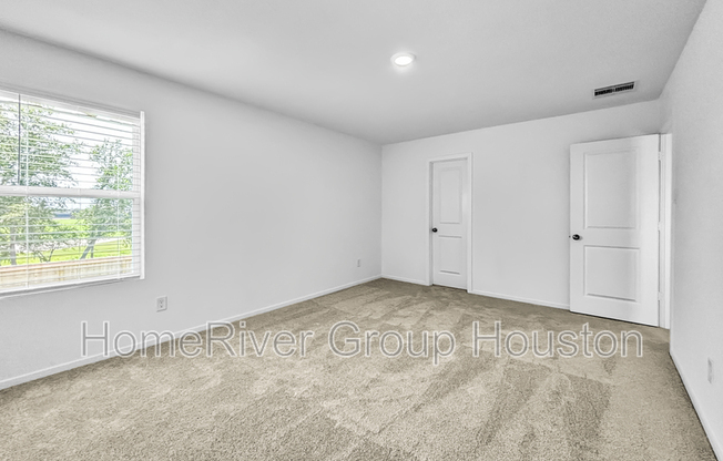 5818 STARLING DR