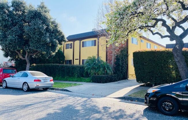 2626 11th St Apartments