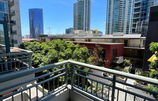 1 bed, 1.5 baths, $2,895, Unit 1240515