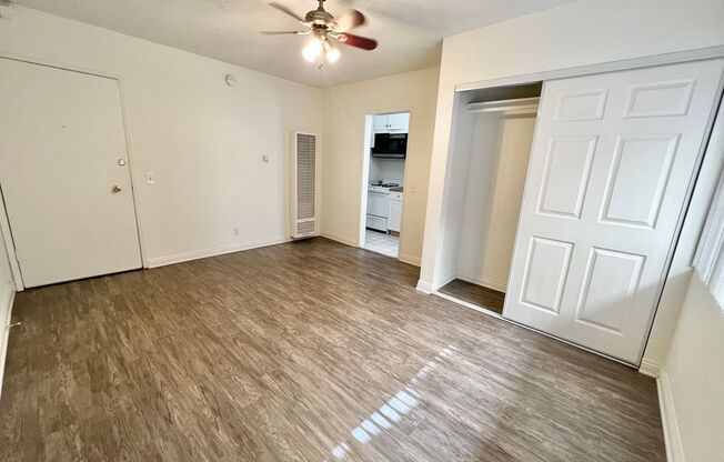 Studio, 1 bath, 320 sqft, $1,850