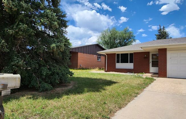 2 Bedroom | 1 Bathroom Available for Rent!