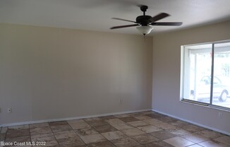 1204 LINMOOR CIR