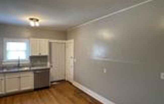 3 beds, 2 baths, $1,500