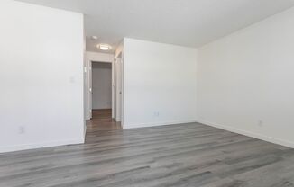 2 beds, 1 bath, 800 sqft, $1,740, Unit Unit 12