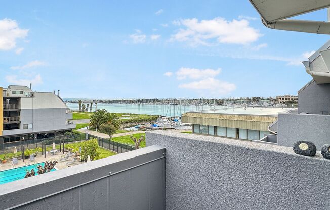Waterfront Living in the Heart of Jack London Square