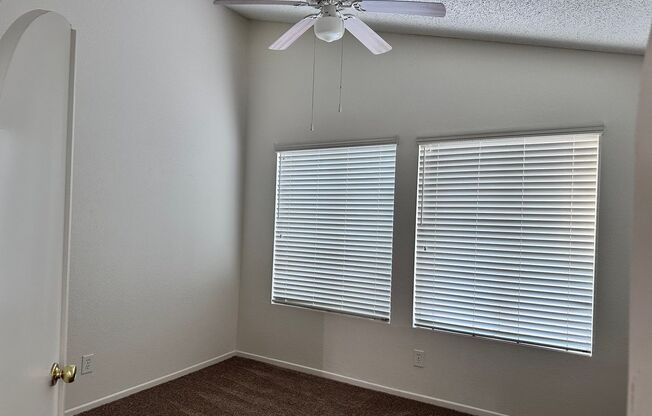 1 BEDROOM / 1 BATHROOM WITH SHOWER AND 1 OFFICE DOWNSTAIR. 3 BEDROOMS UPSTAIRS. VAULTED CEILING IN LIVING ROOM. SEP FAMILY ROOM WITH FIREPLACE. TILE COUNTERTOP WITH BREAKFAST BAR. STORAGE CABINETS IN GARAGE. FULLY LANDSCAPE IN FRONT AND BACK YARD. HOUSE L