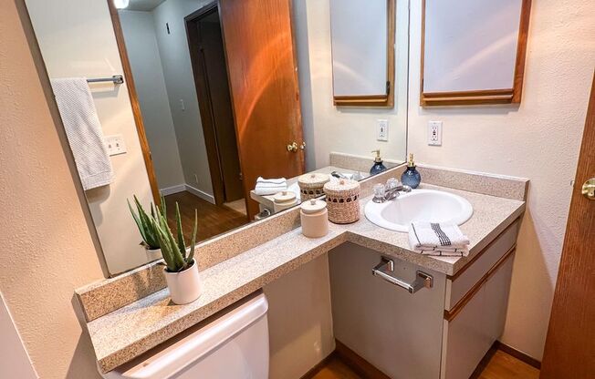 2 beds, 1 bath, 788 sqft, $2,395, Unit 102
