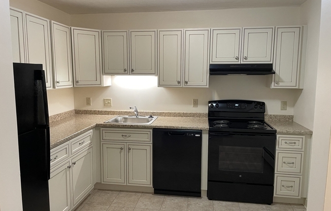 1 bed, 1 bath, 780 sqft, $2,195, Unit 302