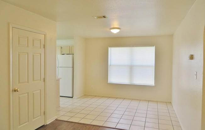 2 Bedroom 2 Bathroom Unit In Georgetown