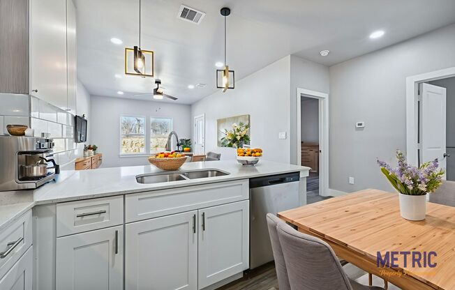 1 bed, 1 bath, 628 sqft, $899, Unit 133