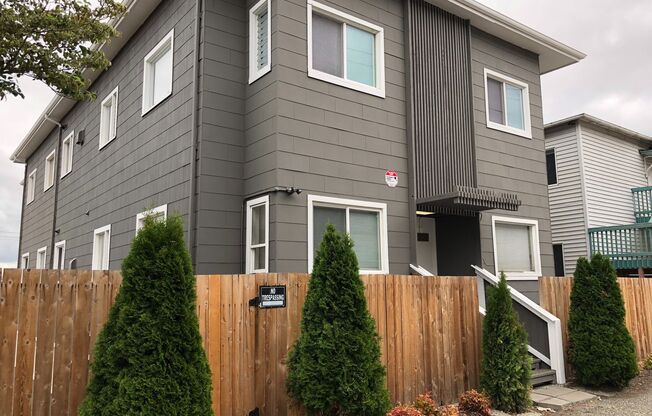 Hilltop Apartments
