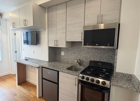 Studio, 1 bath, $1,495, Unit 4