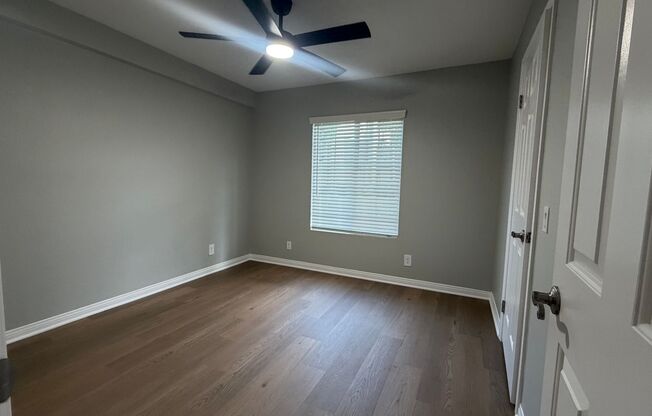 2 beds, 1 bath, 900 sqft, $2,950, Unit 2303