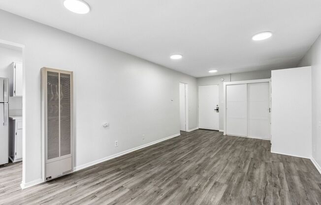 Studio, 1 bath, 615 sqft, $1,898, Unit 119