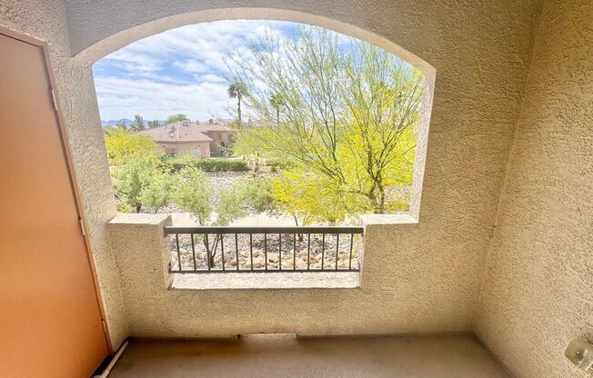 3 beds, 2 baths, $1,565, Unit Bldg K5