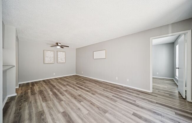 2 beds, 2 baths, 968 sqft, $949, Unit 86005