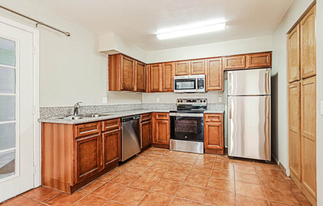 6045 S 42 ST