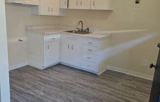 Rockingham Apartments