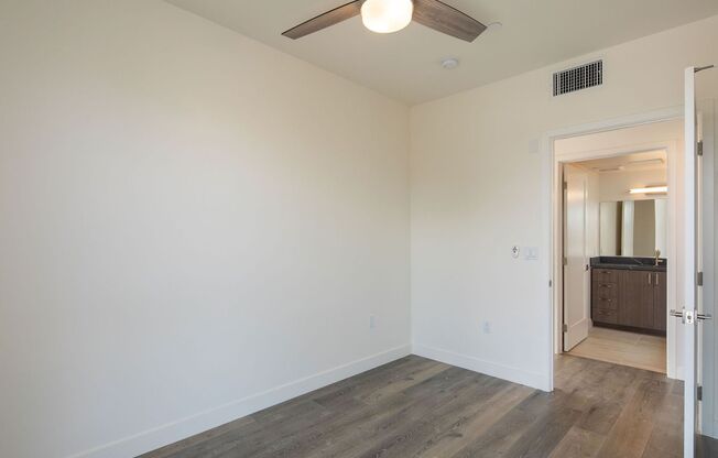 2 beds, 2 baths, 1,023 sqft, $5,485, Unit 406