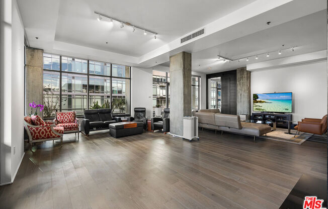 2 beds, 2.3 baths, 2,660 sqft, $10,000, Unit PH 1