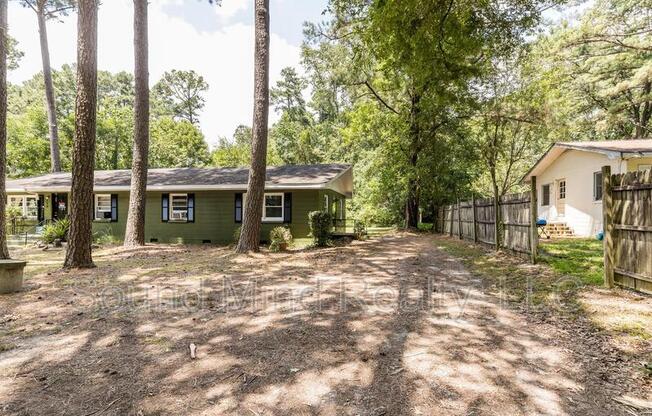 722 WOODLAND RD