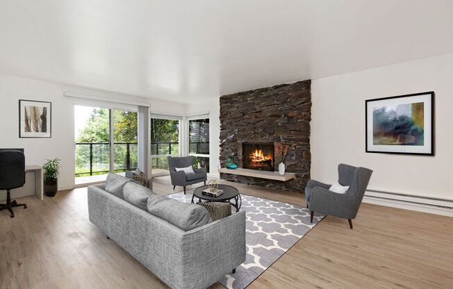 2 beds, 2 baths, 1,036 sqft, $2,595, Unit 3555 - 424