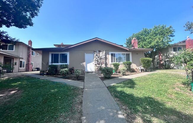 4133 Apostolo Circle