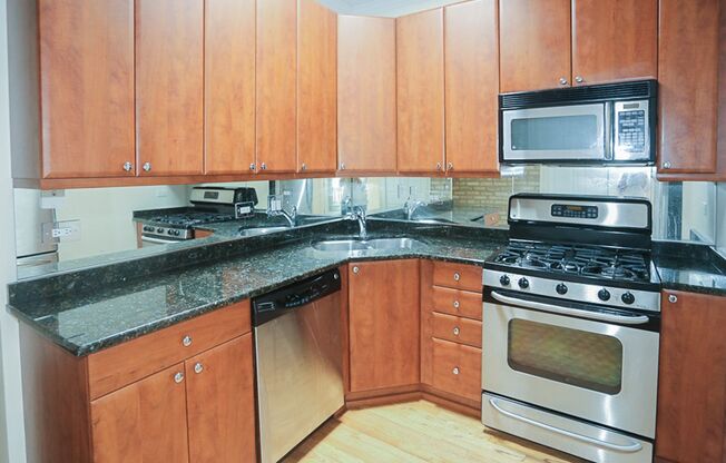 1 bed, 1 bath, 493 sqft, $2,195, Unit 622-3B