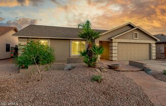 3 bedroom Apache Junction