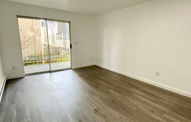 1 bed, 1 bath, 570 sqft, $1,525, Unit 208