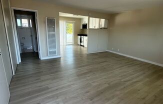 Studio, 1 bath, 550 sqft, $2,300