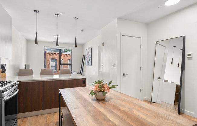 1 bed, 1 bath, 623 sqft, $3,400, Unit 505