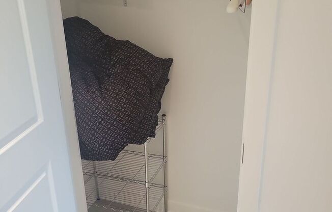 Studio, 1 bath, $1,600, Unit Unit #136