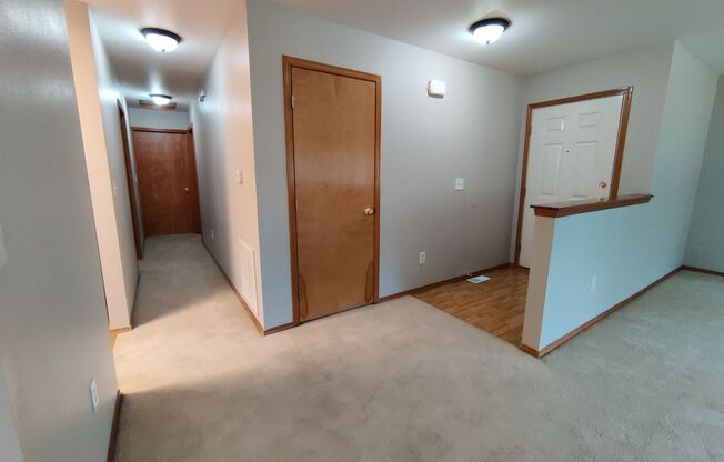 2 beds, 2 baths, 1,250 sqft, $1,995, Unit 2262