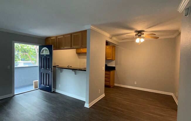 2 beds, 2 baths, 850 sqft, $2,845, Unit 823-02