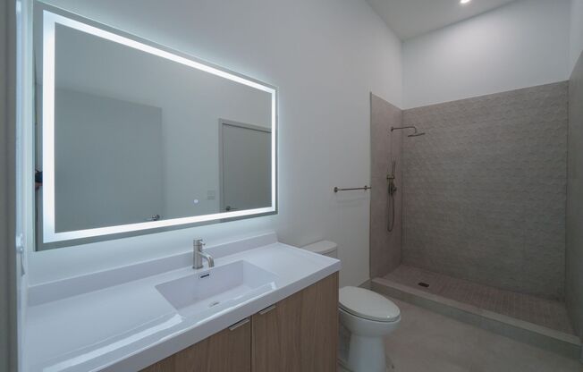 2 beds, 2 baths, 995 sqft, $3,895, Unit 105