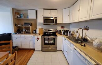 39 Englewood Ave