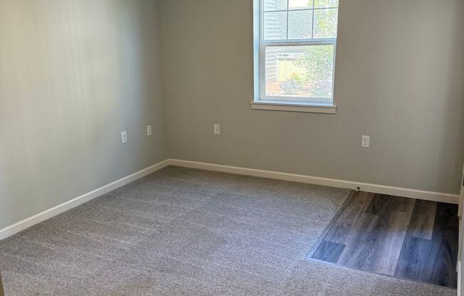 2 beds, 2 baths, 990 sqft, $1,425, Unit 211-H146