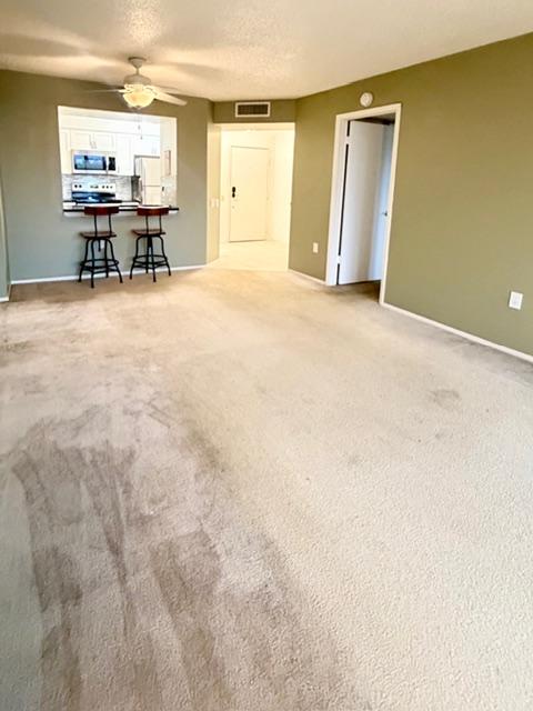 1 bed, 2 baths, 760 sqft, $1,600
