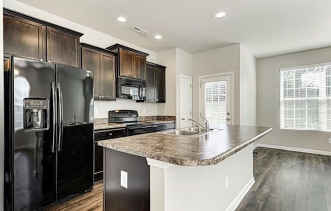 3 Bedroom 2.5 Townhome available now