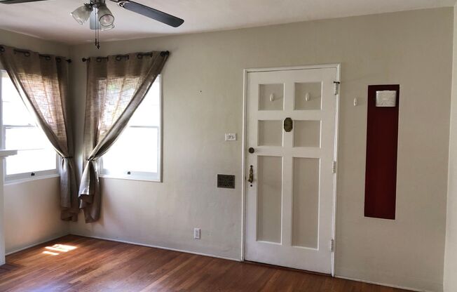 1 bed, 1 bath, 780 sqft, $1,825, Unit 16